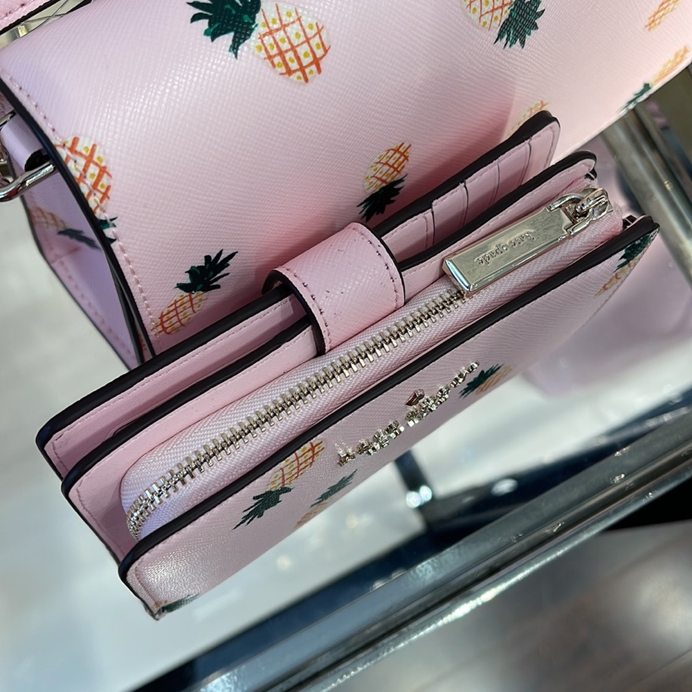 Kate Spade Staci Medium Pineapple Compact Bifold Wallet Pink Multi - Picture 3 of 16